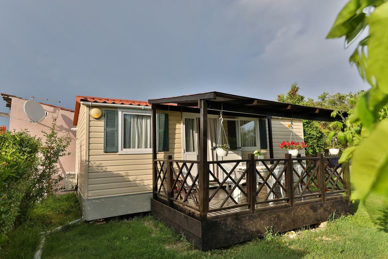 Mobile Home Grbe Nin Eksteriør billede