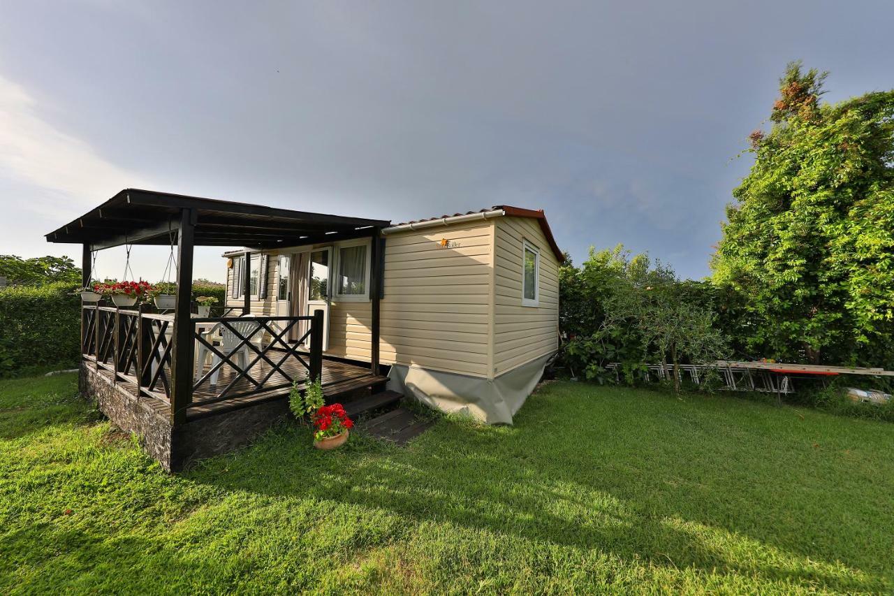 Mobile Home Grbe Nin Eksteriør billede